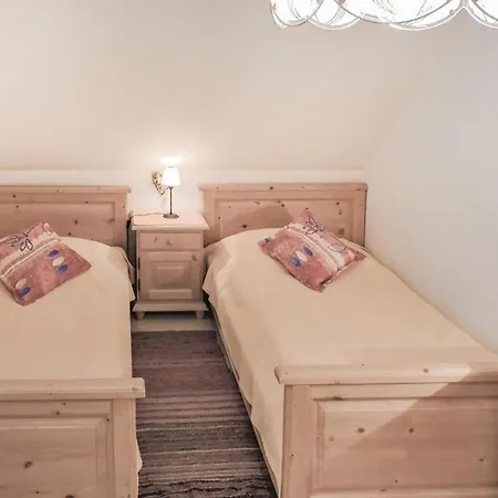 Two-bedroom Holiday In Neumarkt